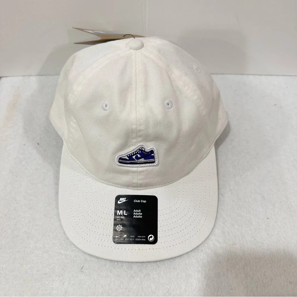White Nike Club Cap